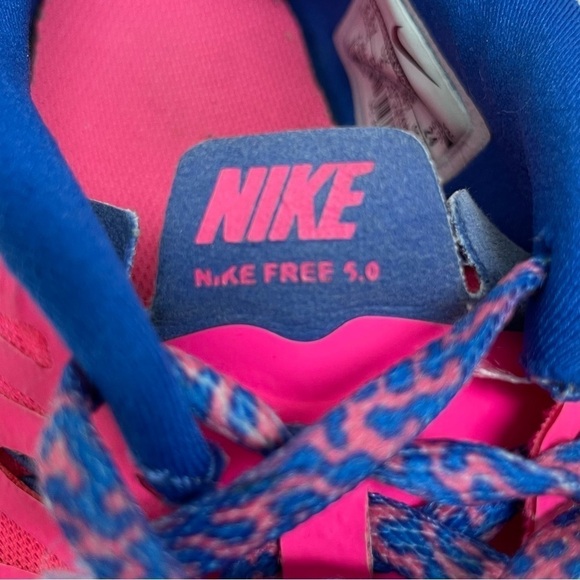 Nike Free 5.0 pink running shoes sneakers 5.5 youth - Picture 8 of 9